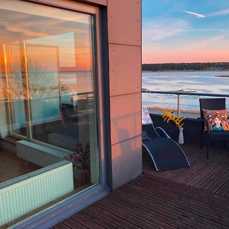 Sunset Dream Apartment With A Panoramic Seaview Хаапсалу Екстер'єр фото